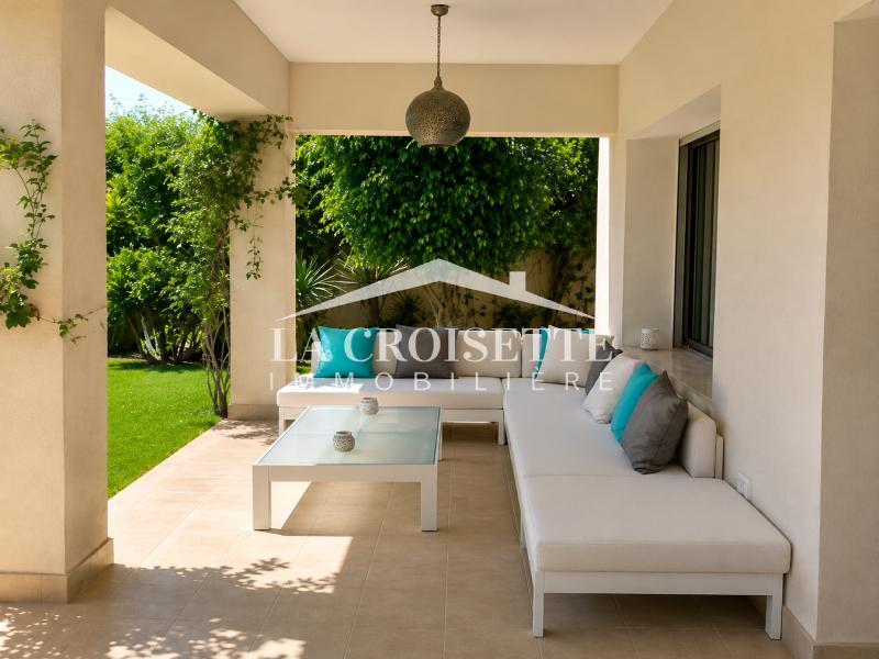 Villa S+4 avec piscine à La Marsa
